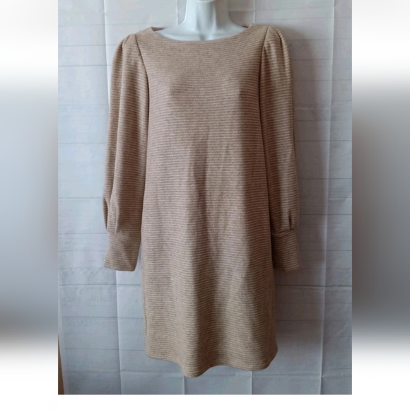JULIA JORDAN Beige Ribbed Knit Puff Shoulder Dress 2/4 - Picture 1 of 6